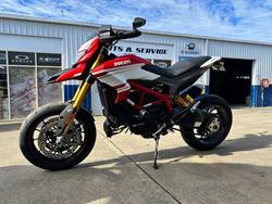 2017 Ducati 939 HYPERMOTARD Red