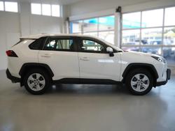 2021 Toyota
RAV4 GX