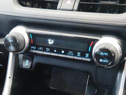 2021 Toyota
RAV4 GX