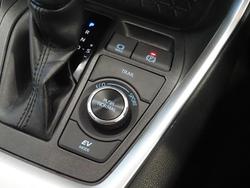 2021 Toyota
RAV4 GX