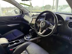 2021 Nissan
Navara ST-X