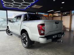 2021 Nissan
Navara ST-X