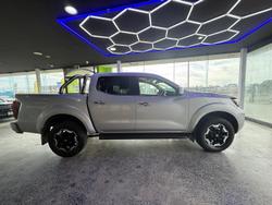 2021 Nissan
Navara ST-X