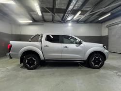 2021 Nissan
Navara ST-X