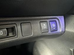2021 Nissan
Navara ST-X