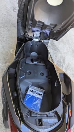 2025 Yamaha XMAX 300 (CZD300A) Grey