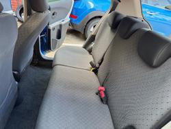 2011 Toyota Yaris YR NCP90R MY11 Carribean Blue