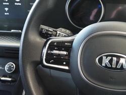 2021 Kia
                Carnival S