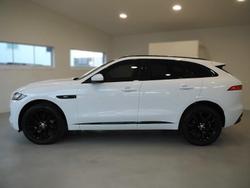 2019 Jaguar
F-PACE 25t R-Sport