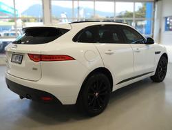 2019 Jaguar
F-PACE 25t R-Sport