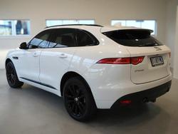 2019 Jaguar
F-PACE 25t R-Sport