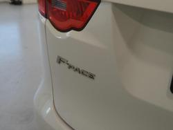 2019 Jaguar
F-PACE 25t R-Sport
