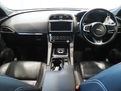 2019 Jaguar
F-PACE 25t R-Sport