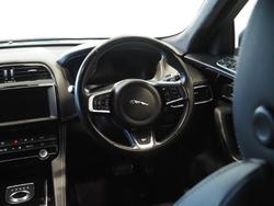 2019 Jaguar
F-PACE 25t R-Sport