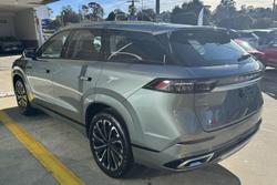 2025 Jaecoo J8 Track