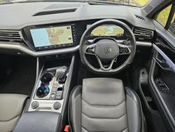 2021 Volkswagen Touareg 210TDI Wolfsburg Edition CR MY21 Four Wheel Drive Deep Black