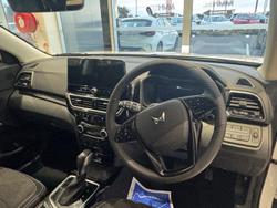 2025 Mahindra
XUV3XO AX5L