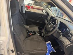 2025 Mahindra
XUV3XO AX5L