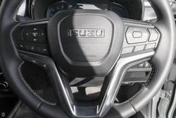 2025 Isuzu
D-MAX LS-U