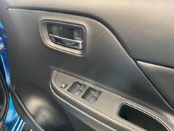 2021 Mitsubishi
Triton GLX+