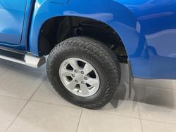2021 Mitsubishi
Triton GLX+