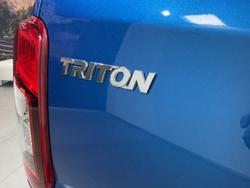 2021 Mitsubishi
Triton GLX+