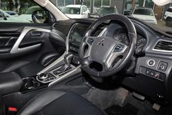 2016 Mitsubishi
                Pajero Sport GLS