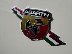 2023 Abarth 695 Competizione MY22 Gara White/Black