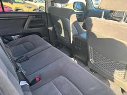2016 Toyota
Landcruiser GXL