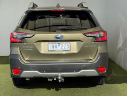 2022 Subaru Outback AWD Touring