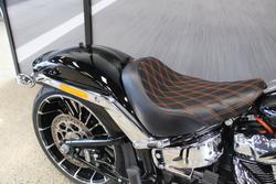 2023 Harley-davidson FXBR BREAKOUT (117) VIVID BLACK