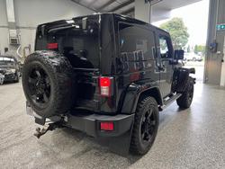 2014 Jeep Wrangler Overland JK MY14 4X4 Dual Range Black