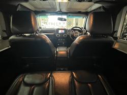 2014 Jeep Wrangler Overland JK MY14 4X4 Dual Range Black