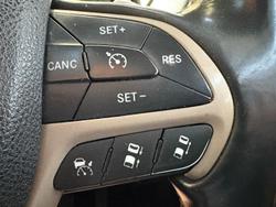 2013 Jeep Grand Cherokee Overland WK MY14 4X4 Constant Bright White
