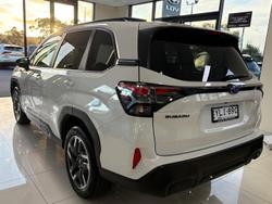 2025 Subaru
Forester Touring