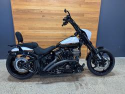 Harley-Davidson FXSE CVO PRO Street Breakout