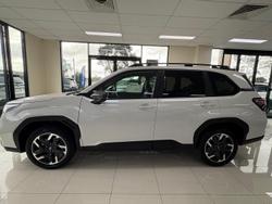 2025 Subaru
Forester Premium