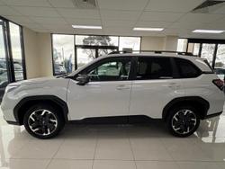 2025 Subaru
Forester Premium
