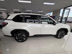 2025 Subaru
Forester Premium