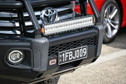 2016 Toyota
Hilux SR5