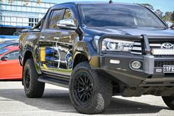 2016 Toyota
Hilux SR5