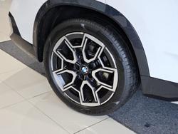 2023 BMW
X1 xDrive20i