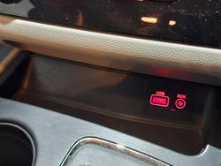 2017 Kia
Carnival S