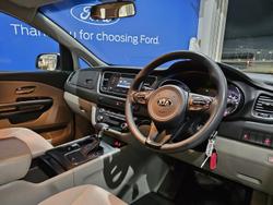 2017 Kia
Carnival S