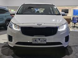2017 Kia
Carnival S