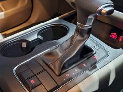 2017 Kia
Carnival S