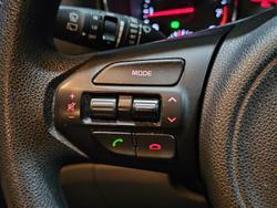 2017 Kia
Carnival S