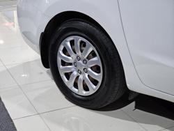 2017 Kia
Carnival S
