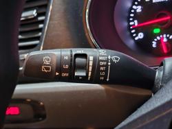 2017 Kia
Carnival S