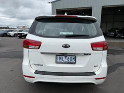 2017 Kia
Carnival S